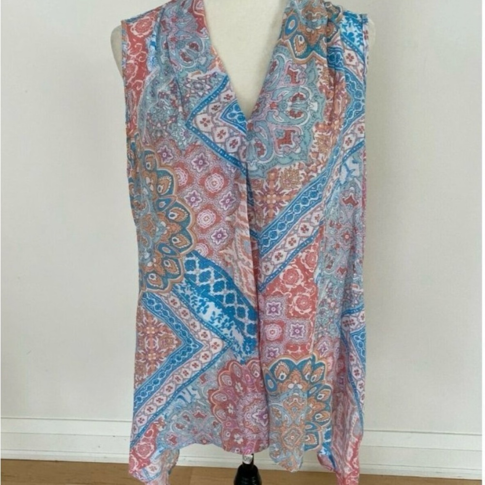 Spense Paisley Sleeveless Top